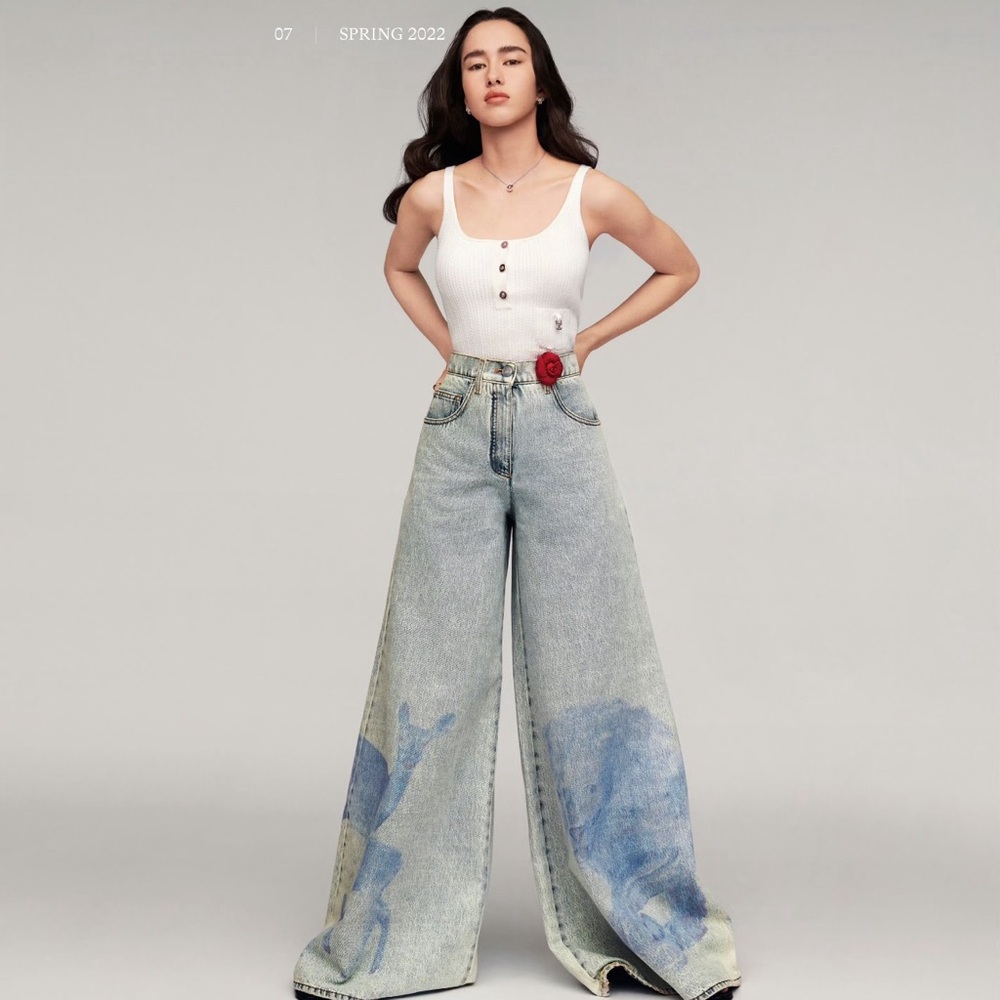 ❌sold❌🚩steal Authentic CHANEL Light Blue Flare Jeans with Animal Print - Picture 7 of 8